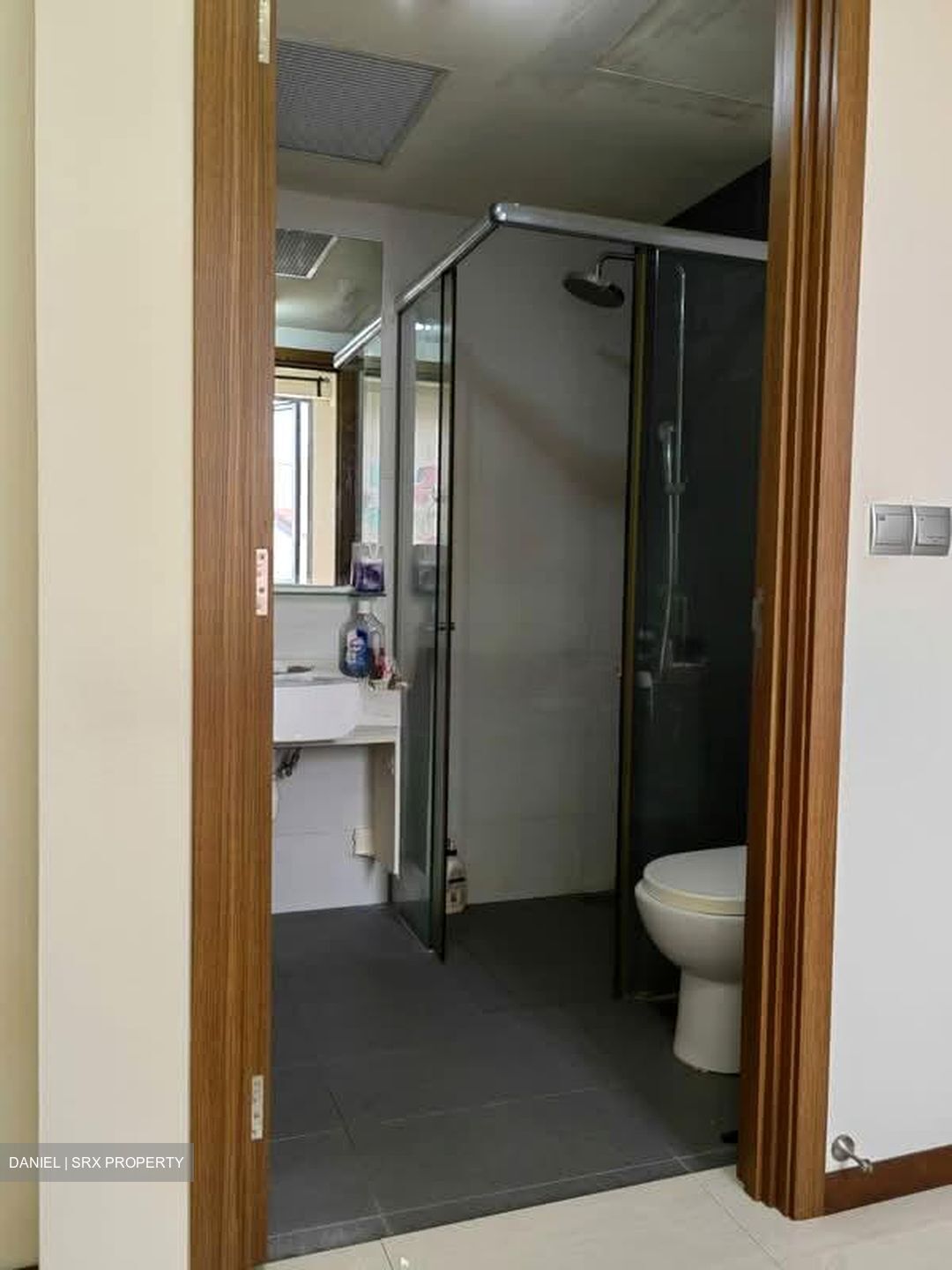 The Vue (D19), Apartment #580267741